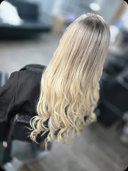 Extensiones de cabello, trabajo de Diana’s Hair Studio