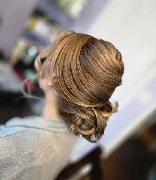 Maquillaje y peinados, trabajo de Diana’s Hair Studio